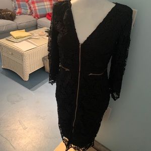 XTaren semi formal black zip up dress